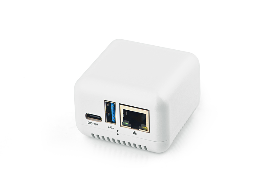Harbor Dock, a small device that turns any USB drive into private cloud storage